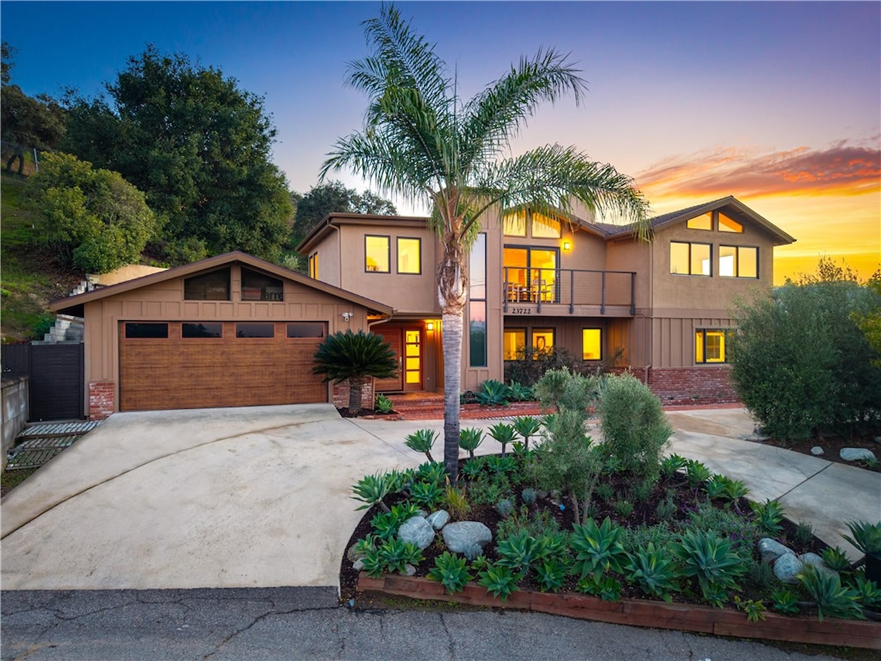 23722 Summit, Calabasas, CA 91302 RubyHome