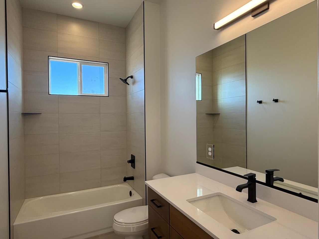 3093 W Platani Trl St George, UT 84790 home for sale, MLS#25-265197 - Erika Rogers Photo 6