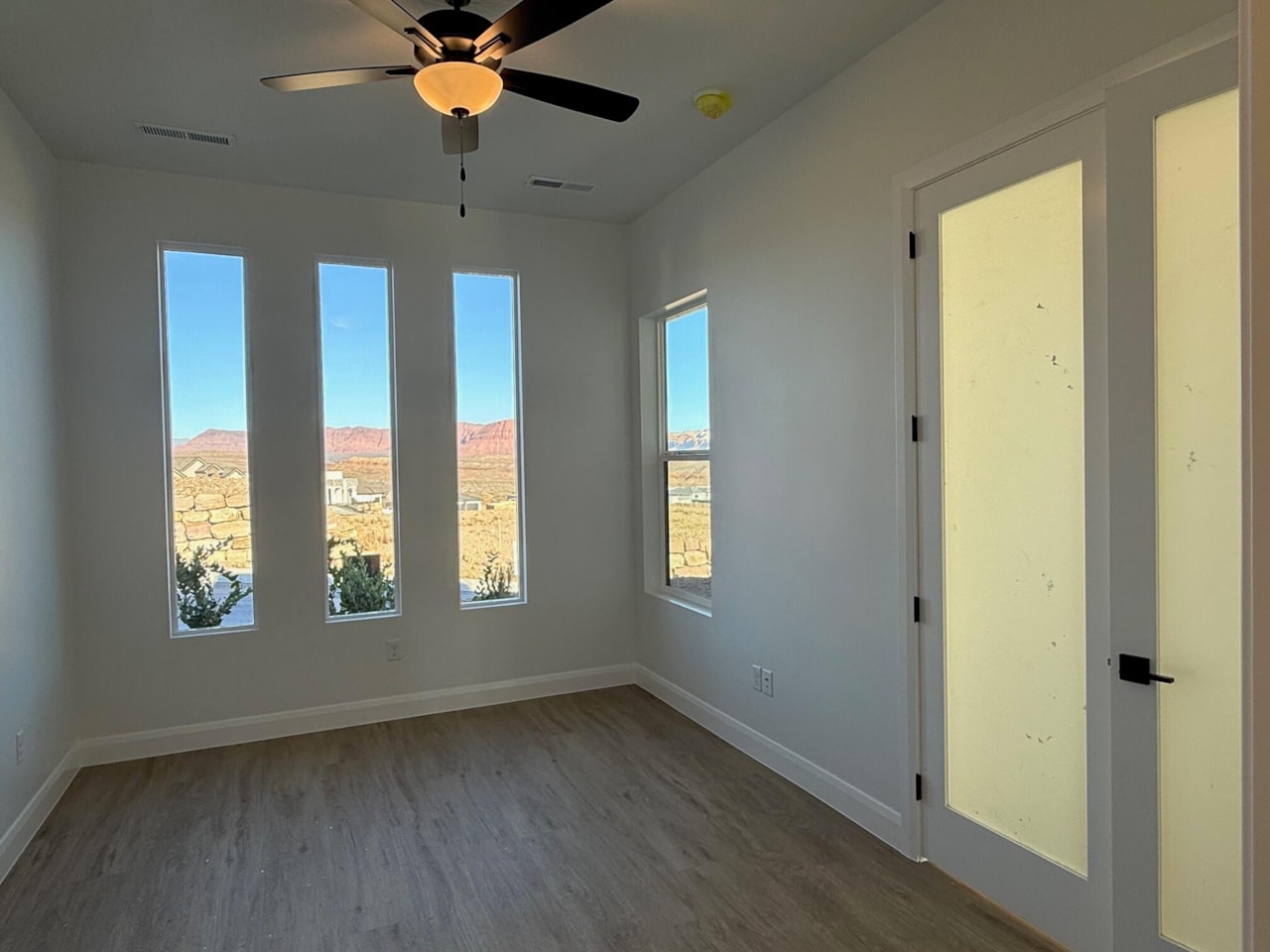 3093 W Platani Trl St George, UT 84790 home for sale, MLS#25-265197 - Erika Rogers Photo 8