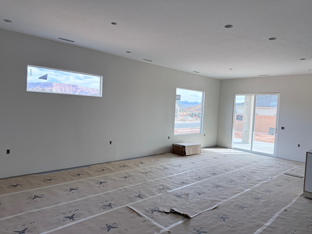 955 W Hamilton Ave Toquerville, UT 84774 home for sale, MLS#25-267440 - Erika Rogers Photo 3