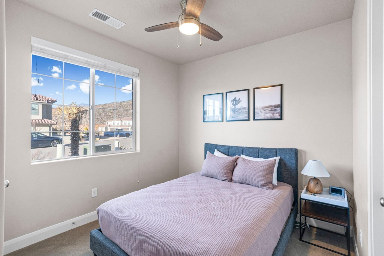 2462 E Cascada Way Washington, UT 84780 home for sale, MLS#25-267442 - Erika Rogers Photo 10