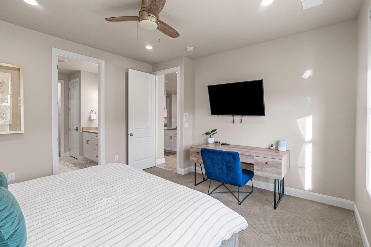 2462 E Cascada Way Washington, UT 84780 home for sale, MLS#25-267442 - Erika Rogers Photo 25