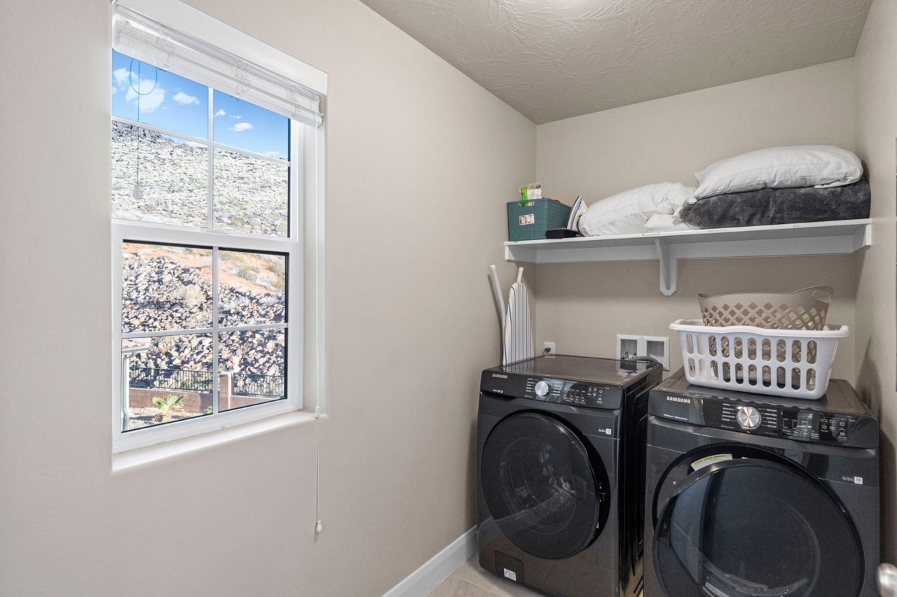 2462 E Cascada Way Washington, UT 84780 home for sale, MLS#25-267442 - Erika Rogers Photo 30