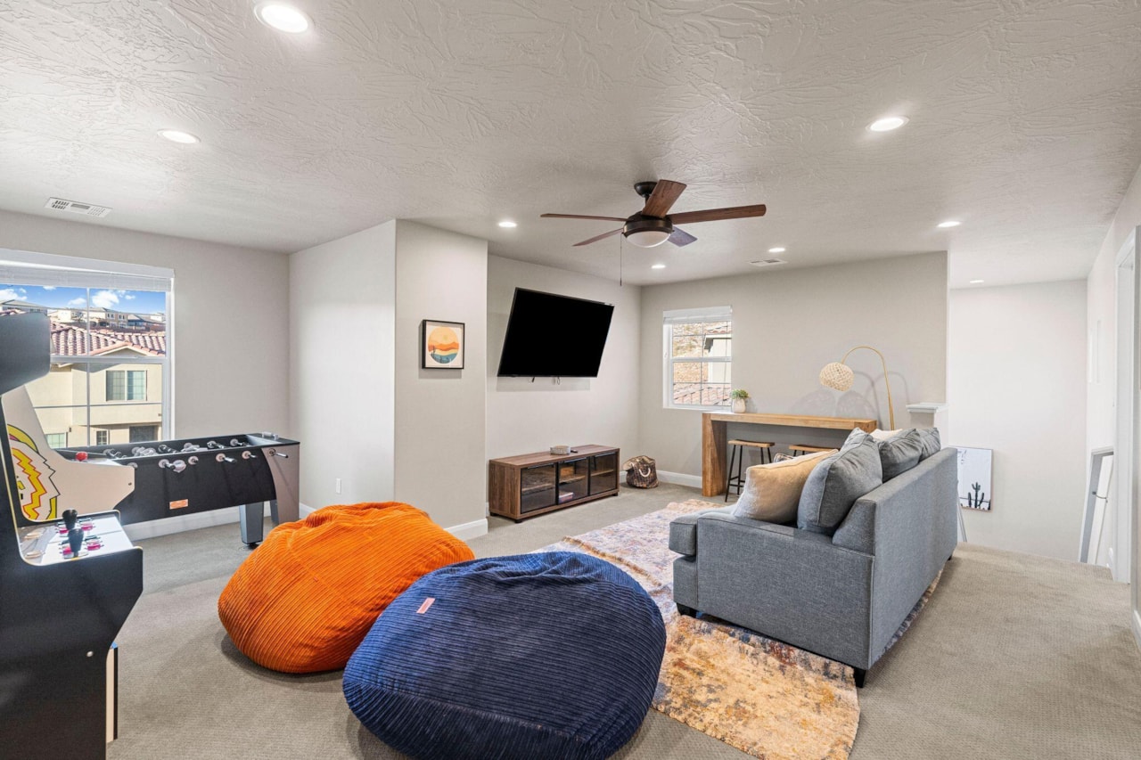 2462 E Cascada Way Washington, UT 84780 home for sale, MLS#25-267442 - Erika Rogers Photo 31