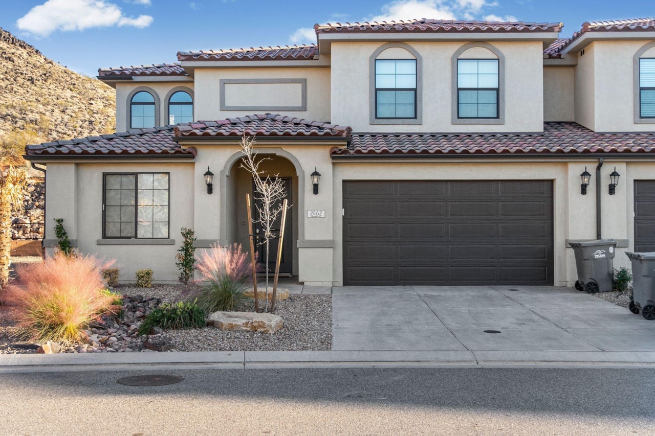 2462 E Cascada Way Washington, UT 84780 home for sale, MLS#25-267442 - Erika Rogers Photo 43