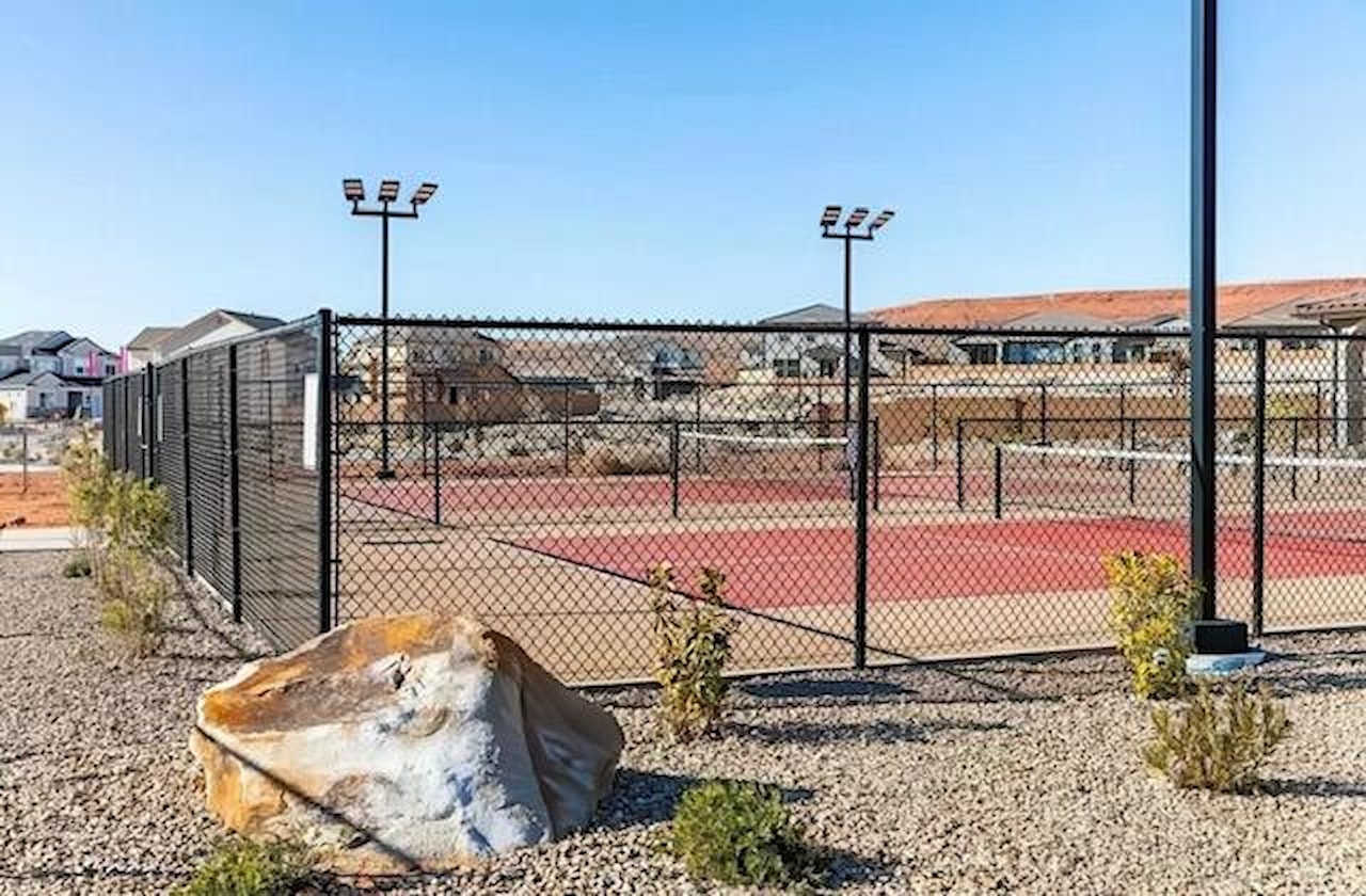 2462 E Cascada Way Washington, UT 84780 home for sale, MLS#25-267442 - Erika Rogers Photo 46