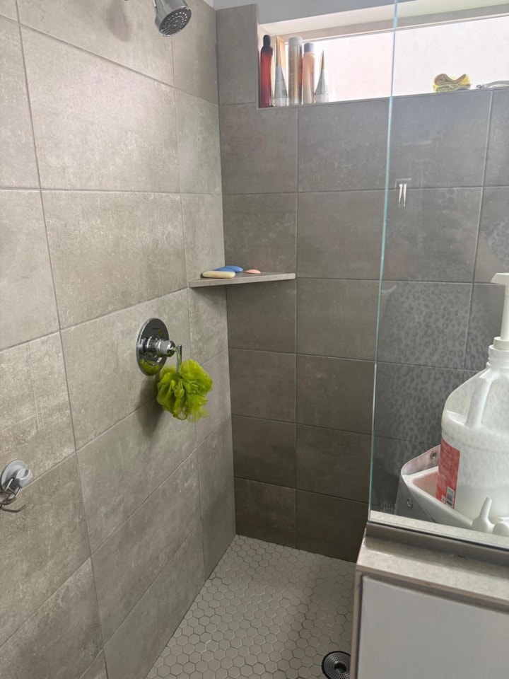 3179 E Sky Rim Way St George, UT 84790 home for sale, MLS#25-264739 - Erika Rogers Photo 9