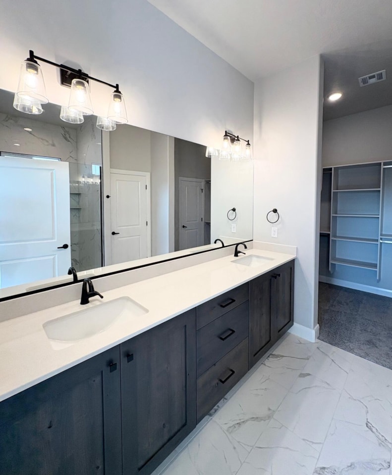 2850 E Smith Creek DR Washington, UT 84780 home for sale, MLS#25-260380 - Erika Rogers Photo 15