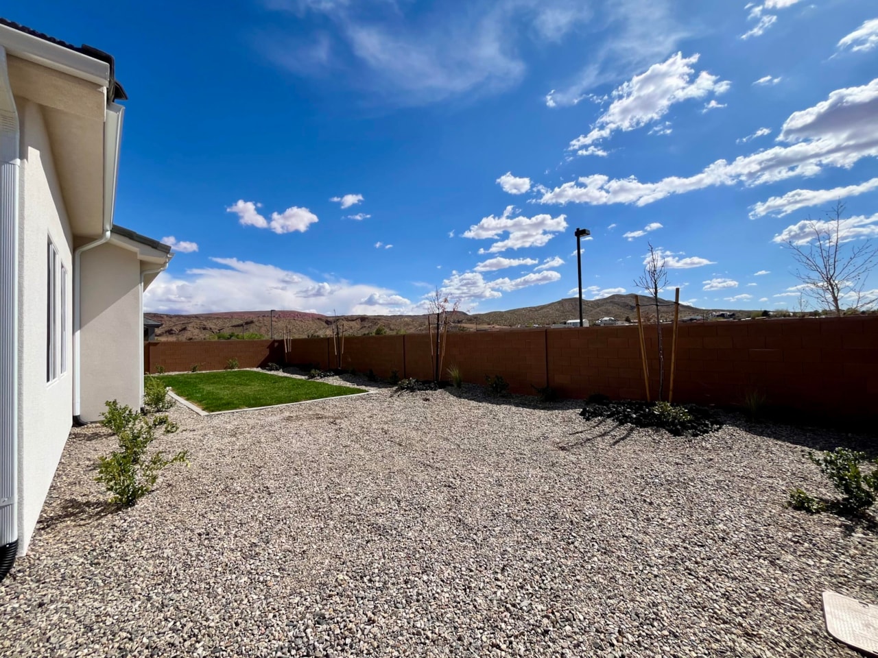 2826 E Smith Creek DR Washington, UT 84780 home for sale, MLS#25-257485 - Erika Rogers Photo 32
