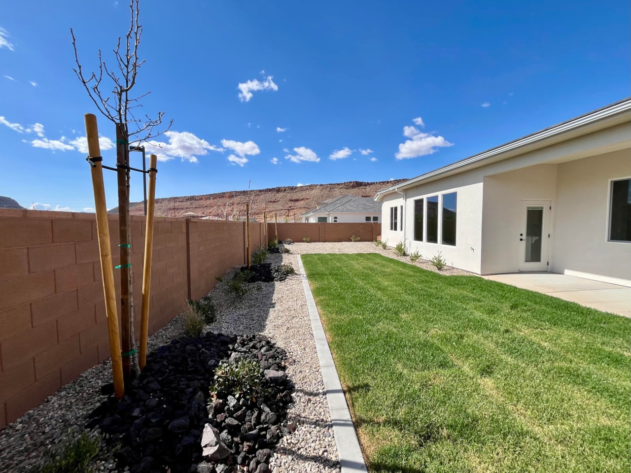 2826 E Smith Creek DR Washington, UT 84780 home for sale, MLS#25-257485 - Erika Rogers Photo 33