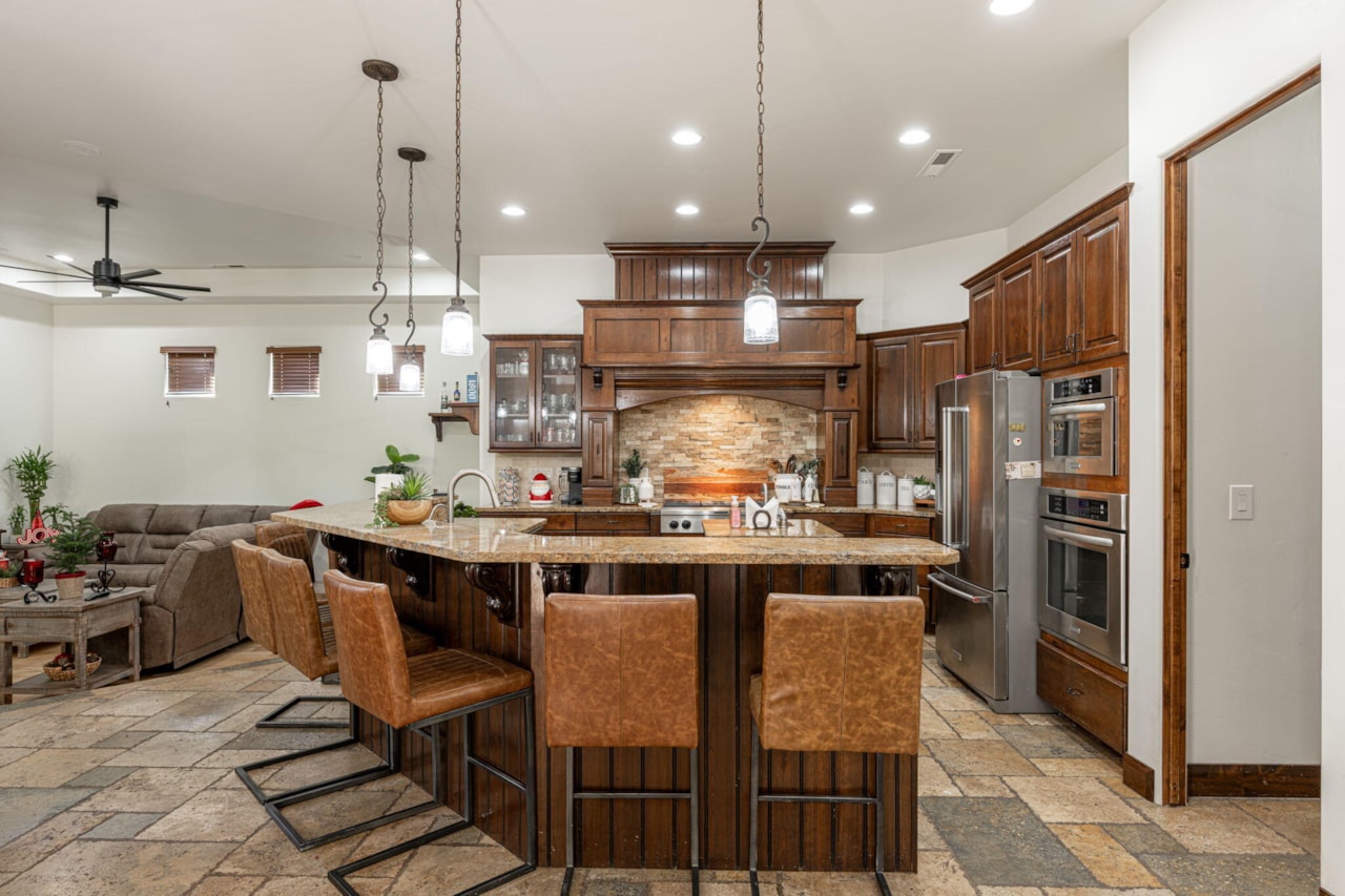 2546 E 1240  S St George, UT 84790 home for sale, MLS#25-267451 - Erika Rogers Photo 16