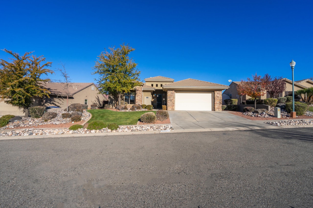 2174 W 1270  N St George, UT 84770 home for sale, MLS#25-267452 - Erika Rogers Photo 2