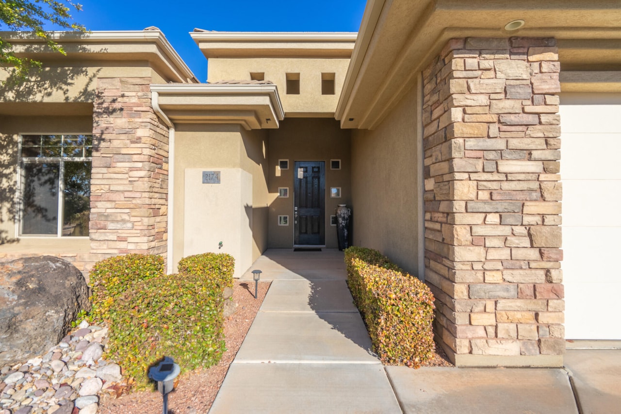 2174 W 1270  N St George, UT 84770 home for sale, MLS#25-267452 - Erika Rogers Photo 4