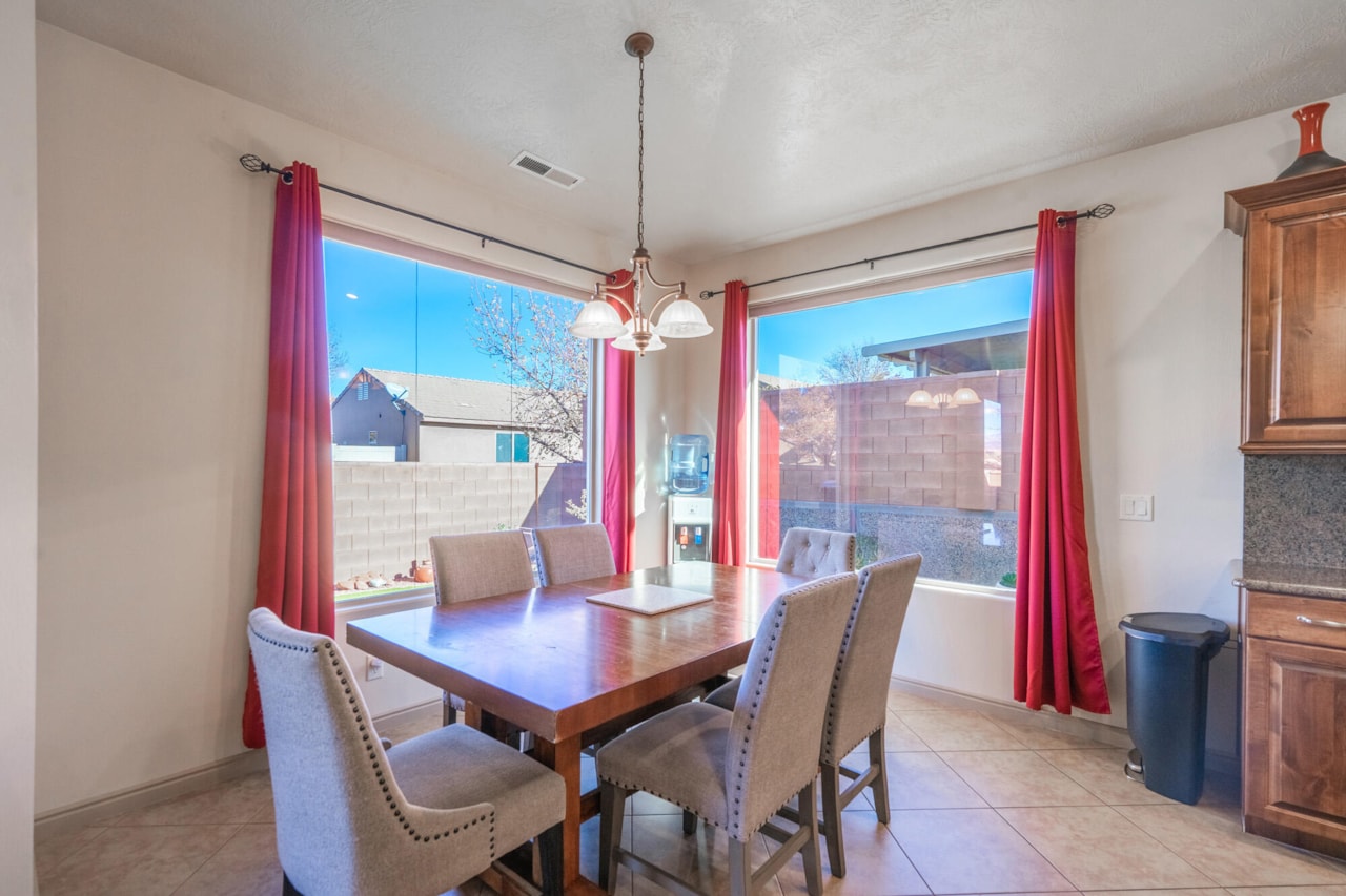 2174 W 1270  N St George, UT 84770 home for sale, MLS#25-267452 - Erika Rogers Photo 12