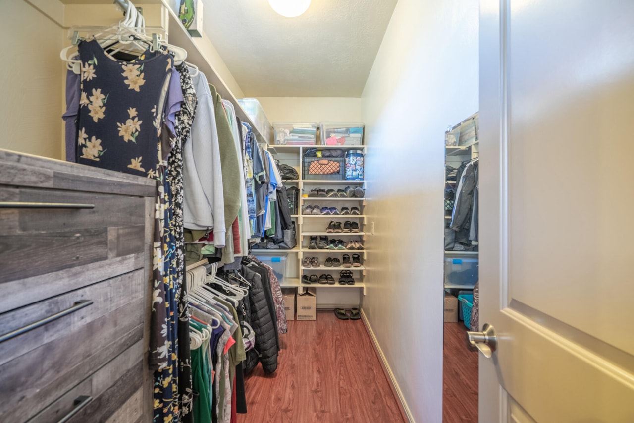 2174 W 1270  N St George, UT 84770 home for sale, MLS#25-267452 - Erika Rogers Photo 25