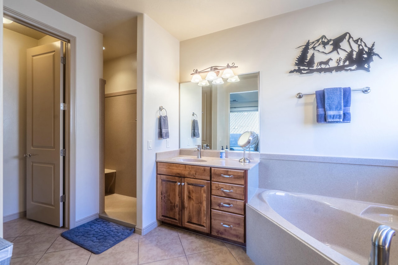 2174 W 1270  N St George, UT 84770 home for sale, MLS#25-267452 - Erika Rogers Photo 26