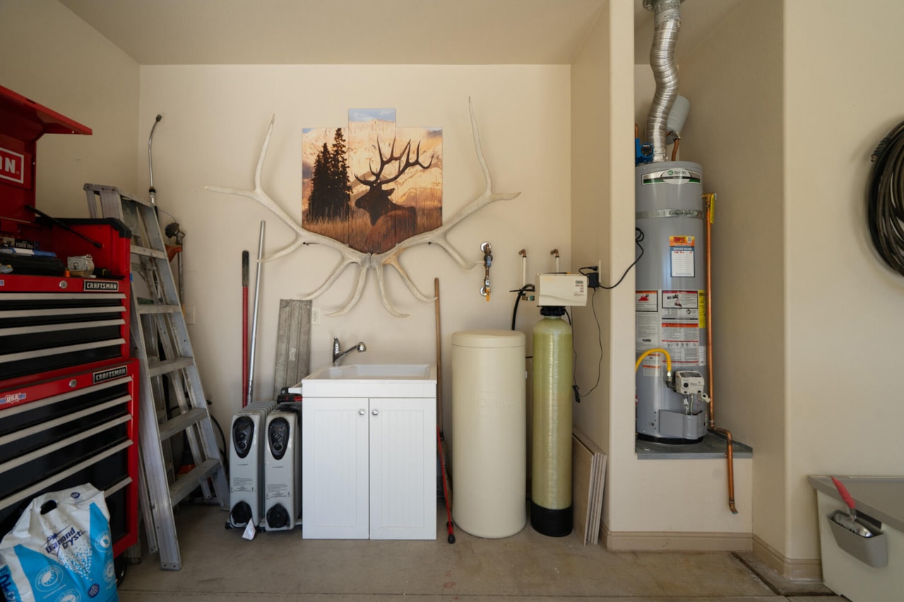 2174 W 1270  N St George, UT 84770 home for sale, MLS#25-267452 - Erika Rogers Photo 35