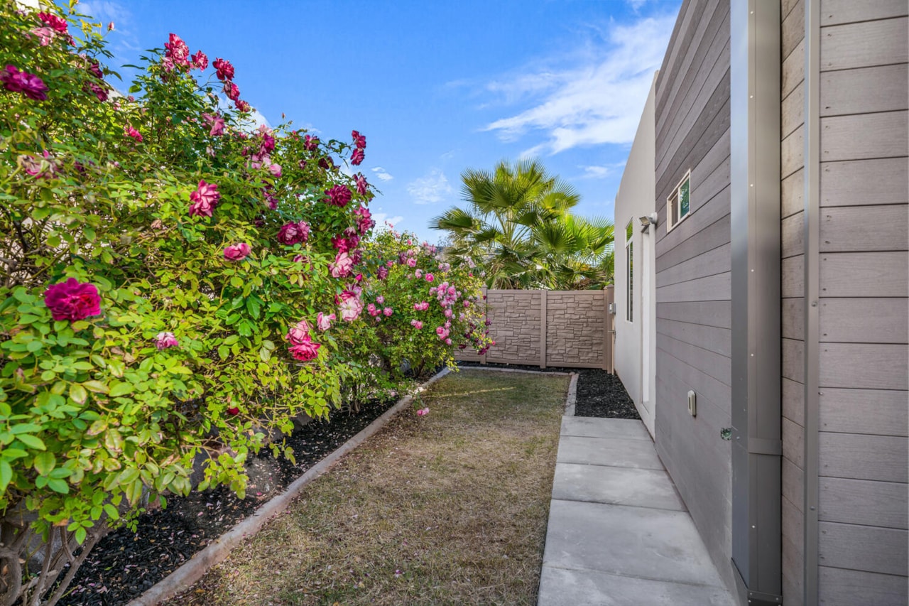 438 N Stone Mountain DR #45 St George, UT 84770 home for sale, MLS#25-267227 - Erika Rogers Photo 17