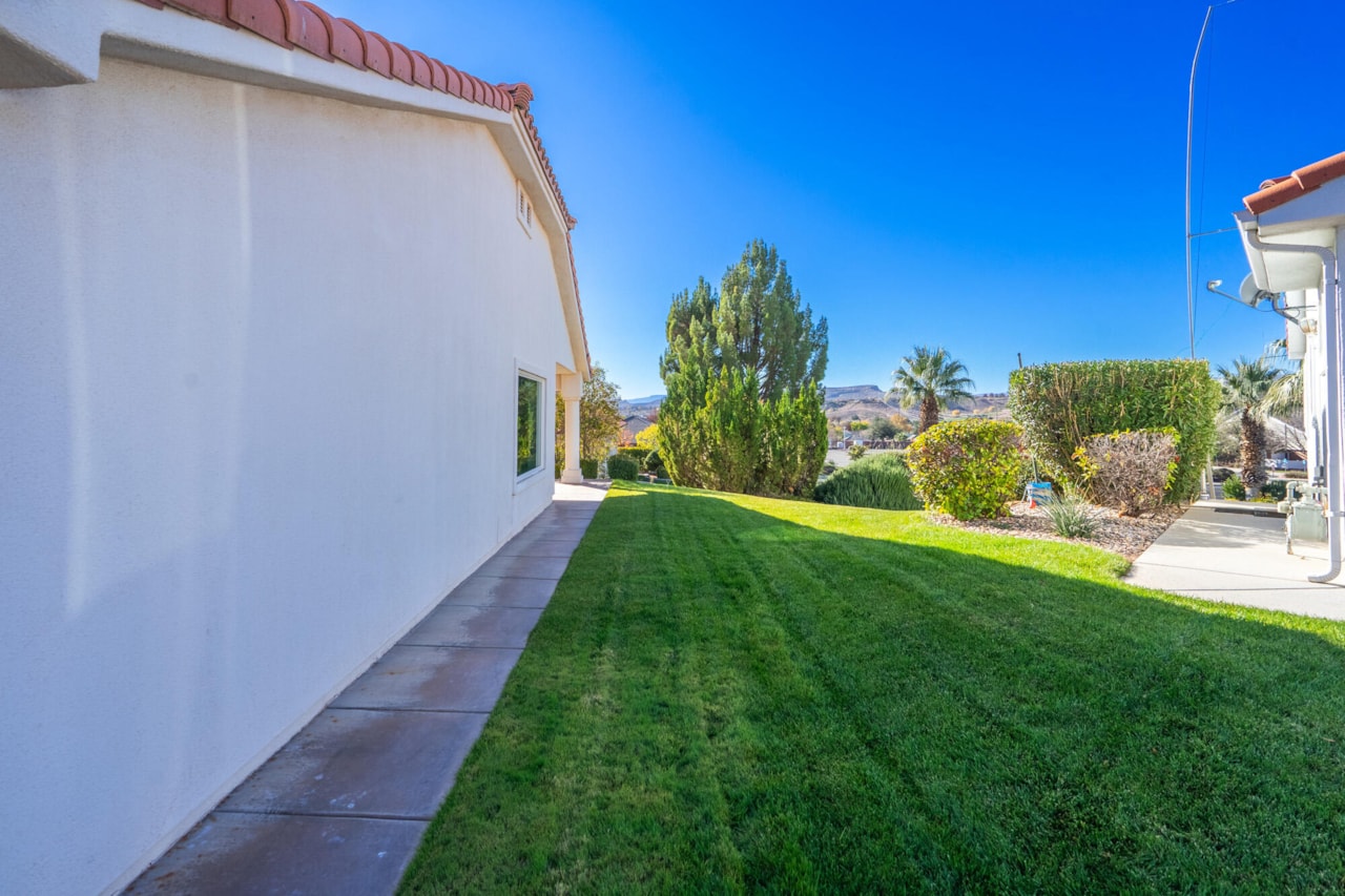 1610 W 100  N #44 St George, UT 84770 home for sale, MLS#25-267170 - Erika Rogers Photo 43