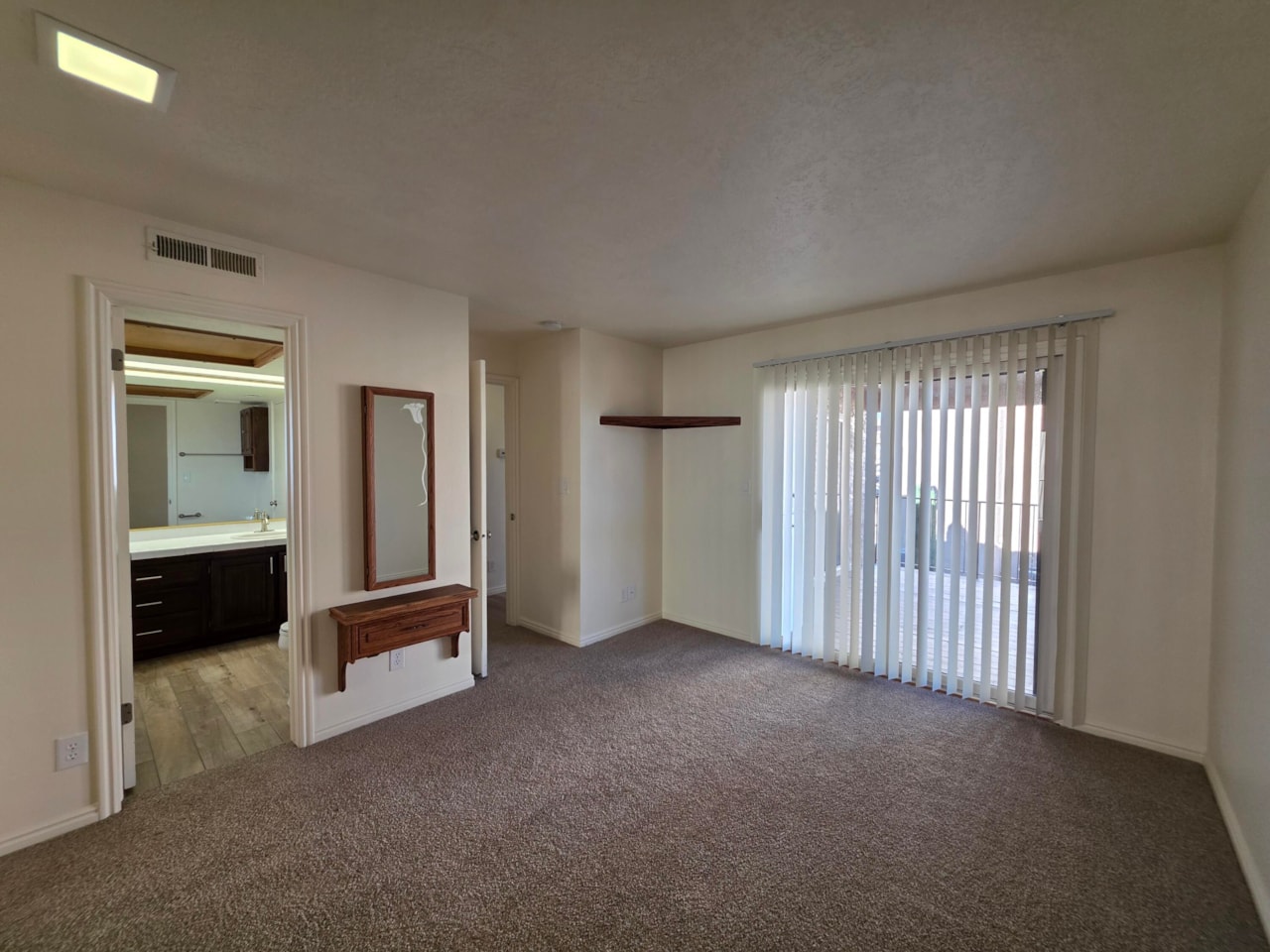 860 S Village RD #T5 St George, UT 84770 condo for sale, MLS#25-267448 - Erika Rogers Photo 15