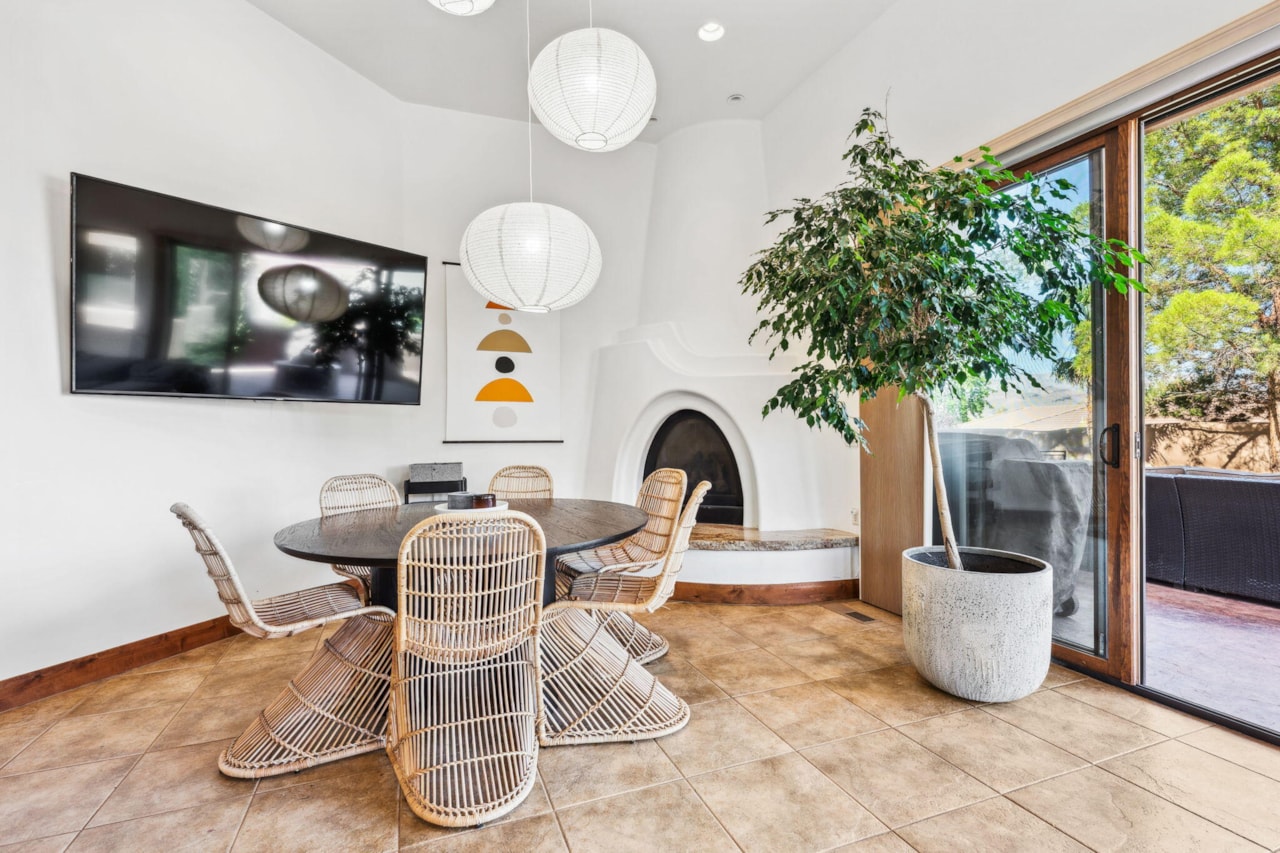 2090 Tuweap DR #9 St George, UT 84770 home for sale, MLS#25-261669 - Erika Rogers Photo 11