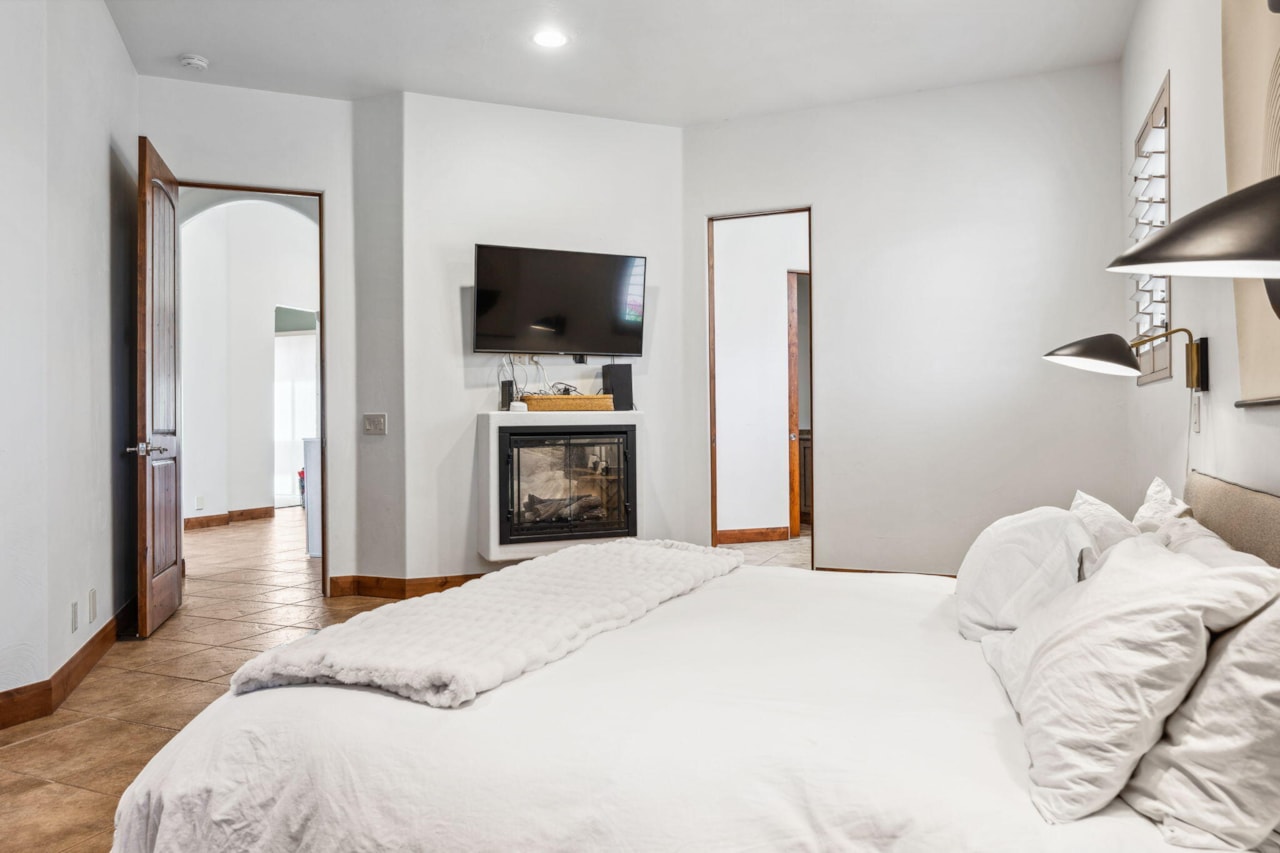 2090 Tuweap DR #9 St George, UT 84770 home for sale, MLS#25-261669 - Erika Rogers Photo 15