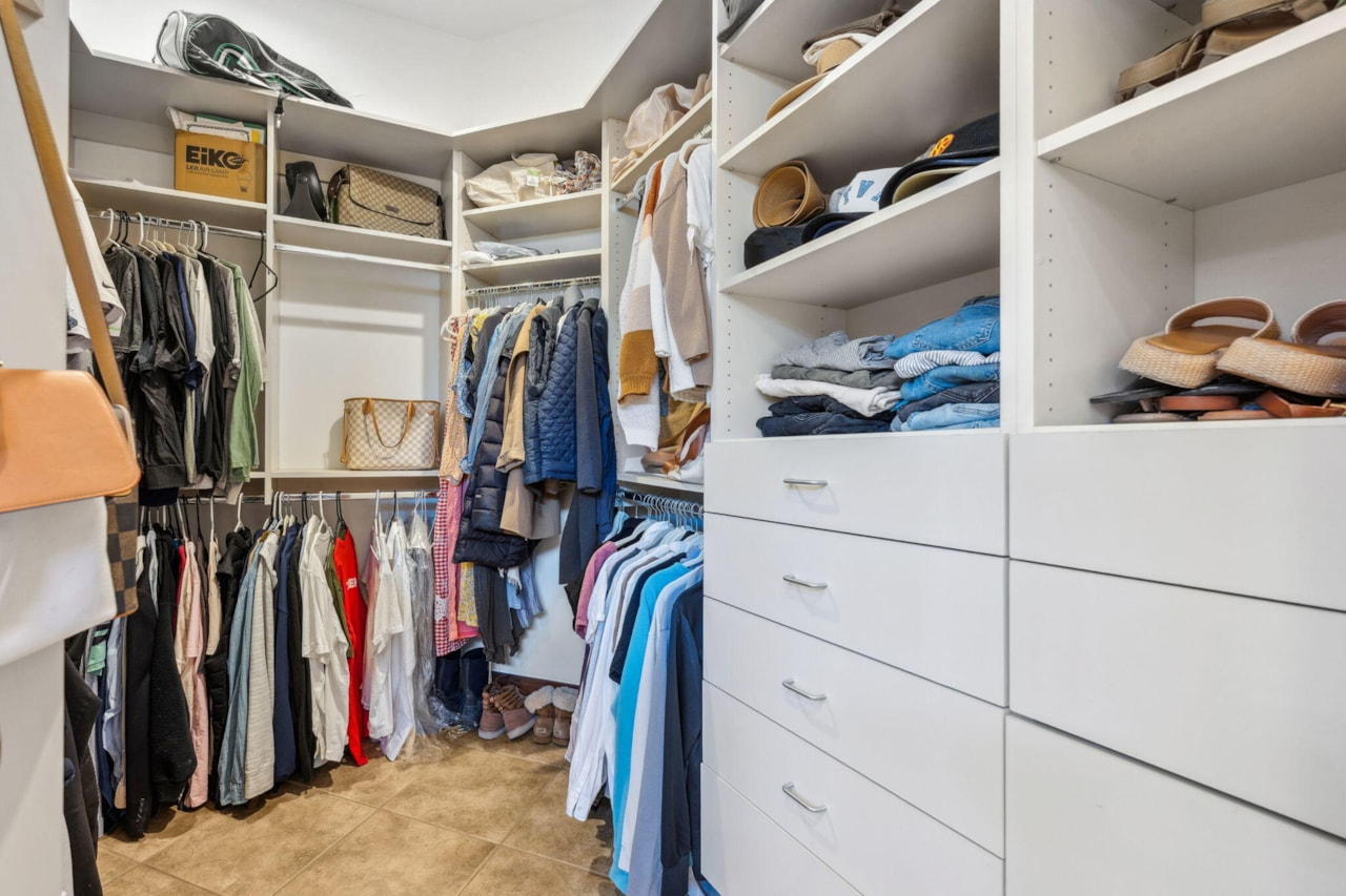 2090 Tuweap DR #9 St George, UT 84770 home for sale, MLS#25-261669 - Erika Rogers Photo 18