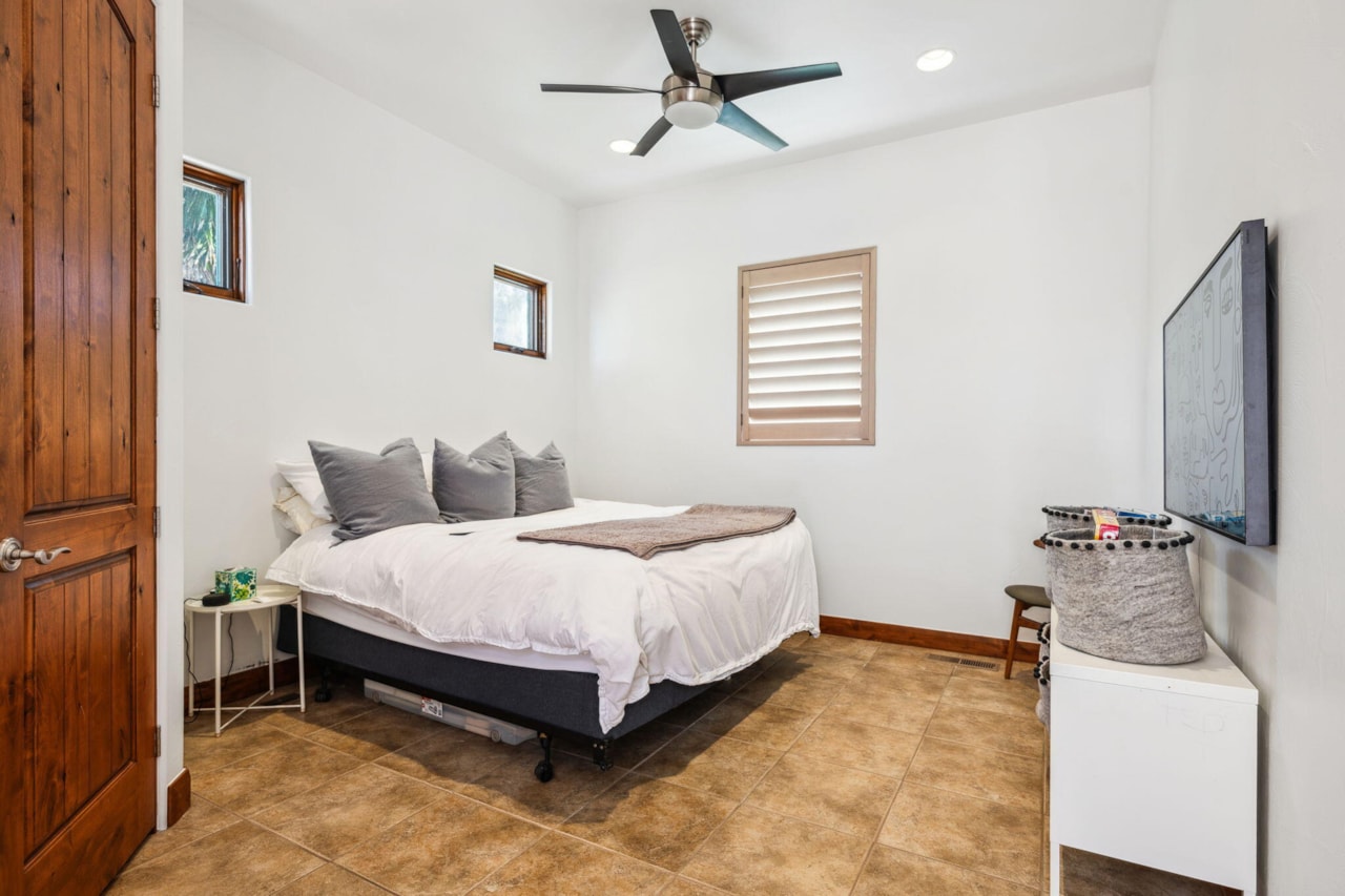 2090 Tuweap DR #9 St George, UT 84770 home for sale, MLS#25-261669 - Erika Rogers Photo 24