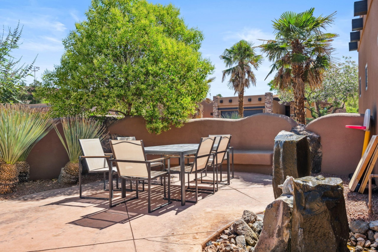 2090 Tuweap DR #9 St George, UT 84770 home for sale, MLS#25-261669 - Erika Rogers Photo 31