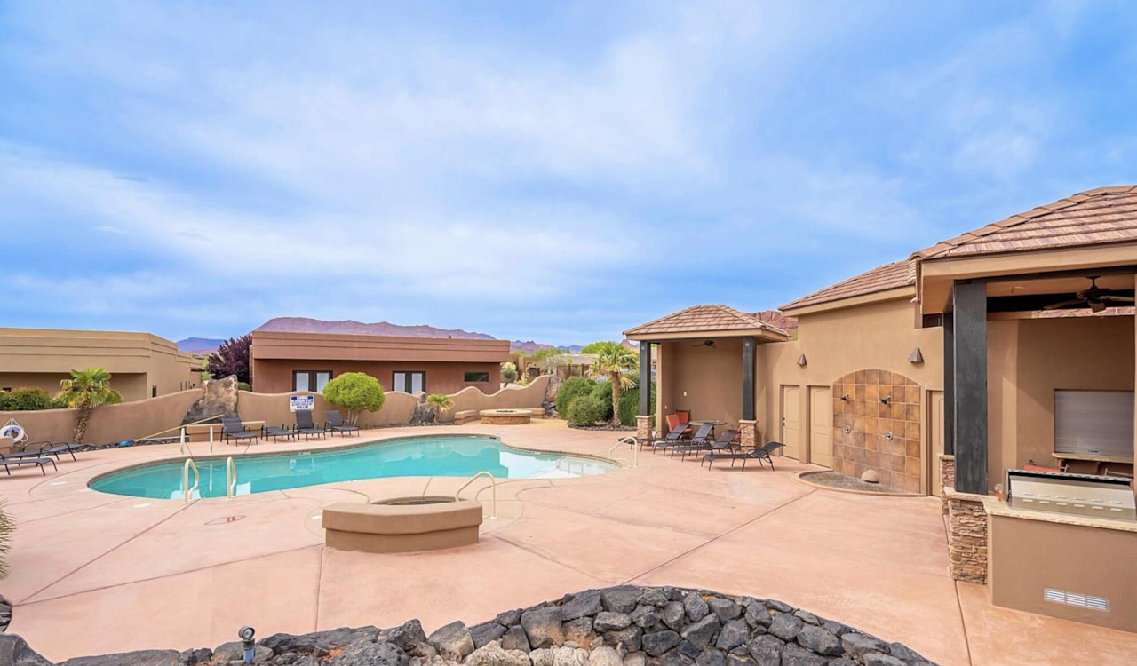 2090 Tuweap DR #9 St George, UT 84770 home for sale, MLS#25-261669 - Erika Rogers Photo 33