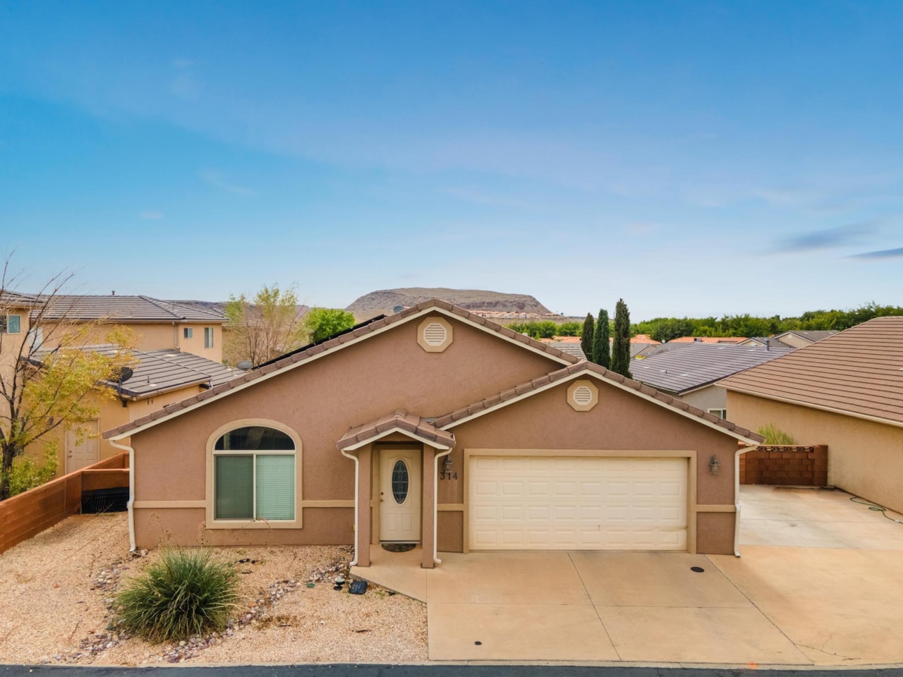 1314 E Pine Valley ST Washington, UT 84780 home for sale, MLS#25-266349 - Erika Rogers