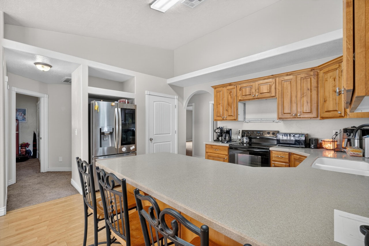 1314 E Pine Valley ST Washington, UT 84780 home for sale, MLS#25-266349 - Erika Rogers Photo 9