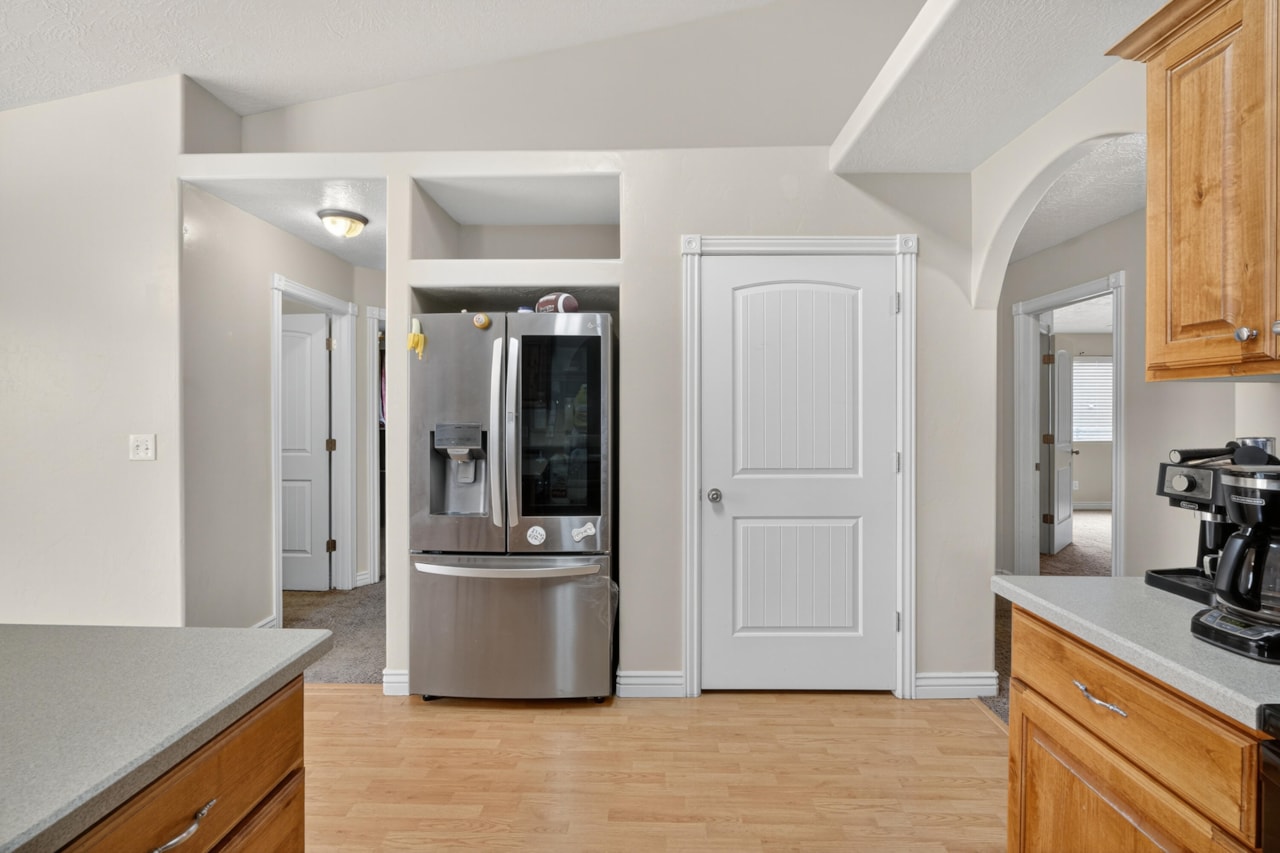 1314 E Pine Valley ST Washington, UT 84780 home for sale, MLS#25-266349 - Erika Rogers Photo 10