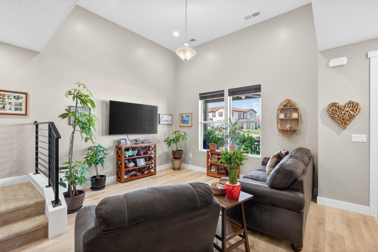 5543 S Carnelian Parkway St George, UT 84790 home for sale, MLS#25-265402 - Erika Rogers Photo 12