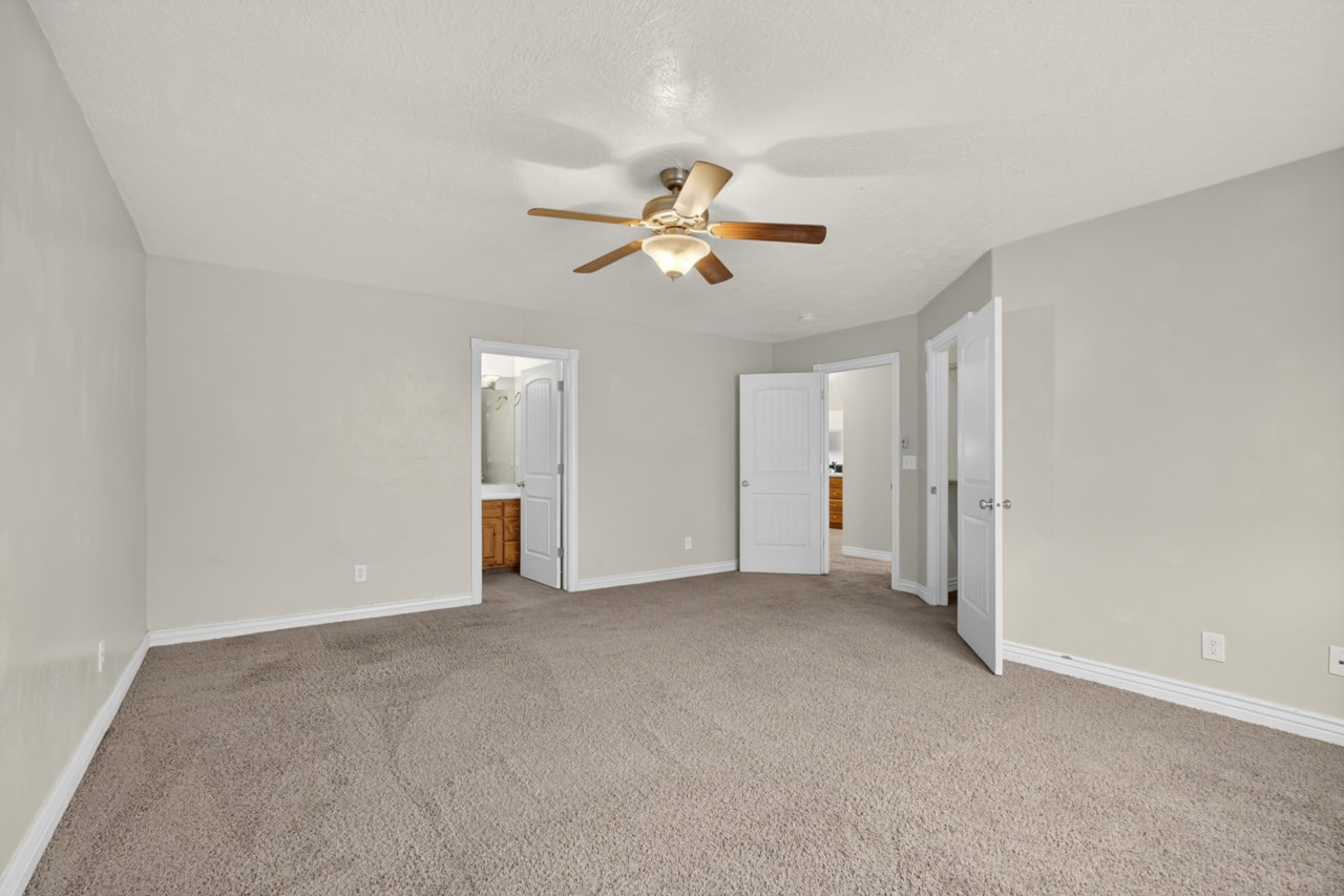 1314 E Pine Valley ST Washington, UT 84780 home for sale, MLS#25-266349 - Erika Rogers Photo 21