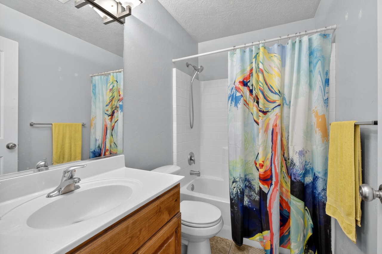 1314 E Pine Valley ST Washington, UT 84780 home for sale, MLS#25-266349 - Erika Rogers Photo 23