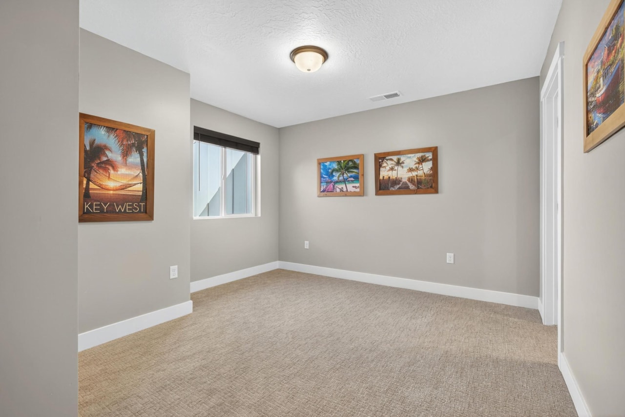 5543 S Carnelian Parkway St George, UT 84790 home for sale, MLS#25-265402 - Erika Rogers Photo 36