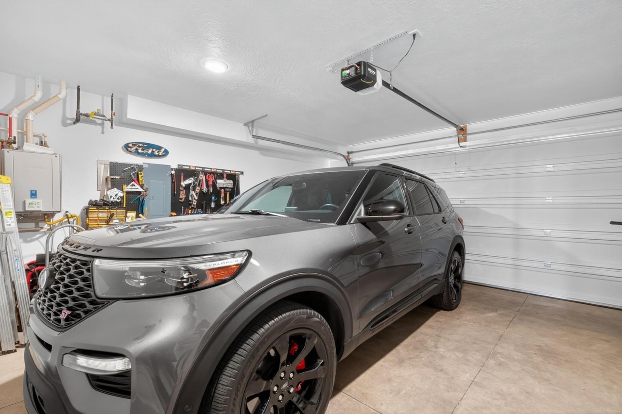 5543 S Carnelian Parkway St George, UT 84790 home for sale, MLS#25-265402 - Erika Rogers Photo 40