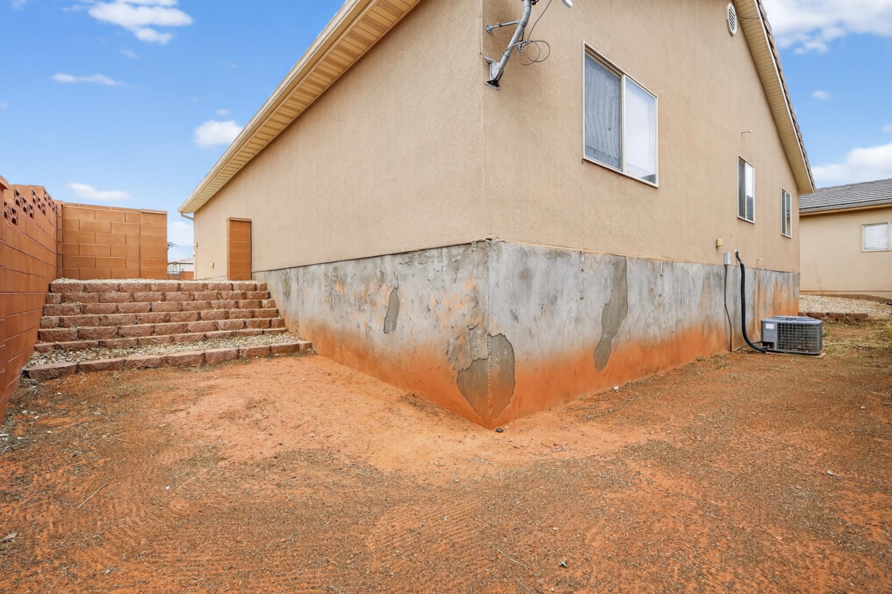 1314 E Pine Valley ST Washington, UT 84780 home for sale, MLS#25-266349 - Erika Rogers Photo 31