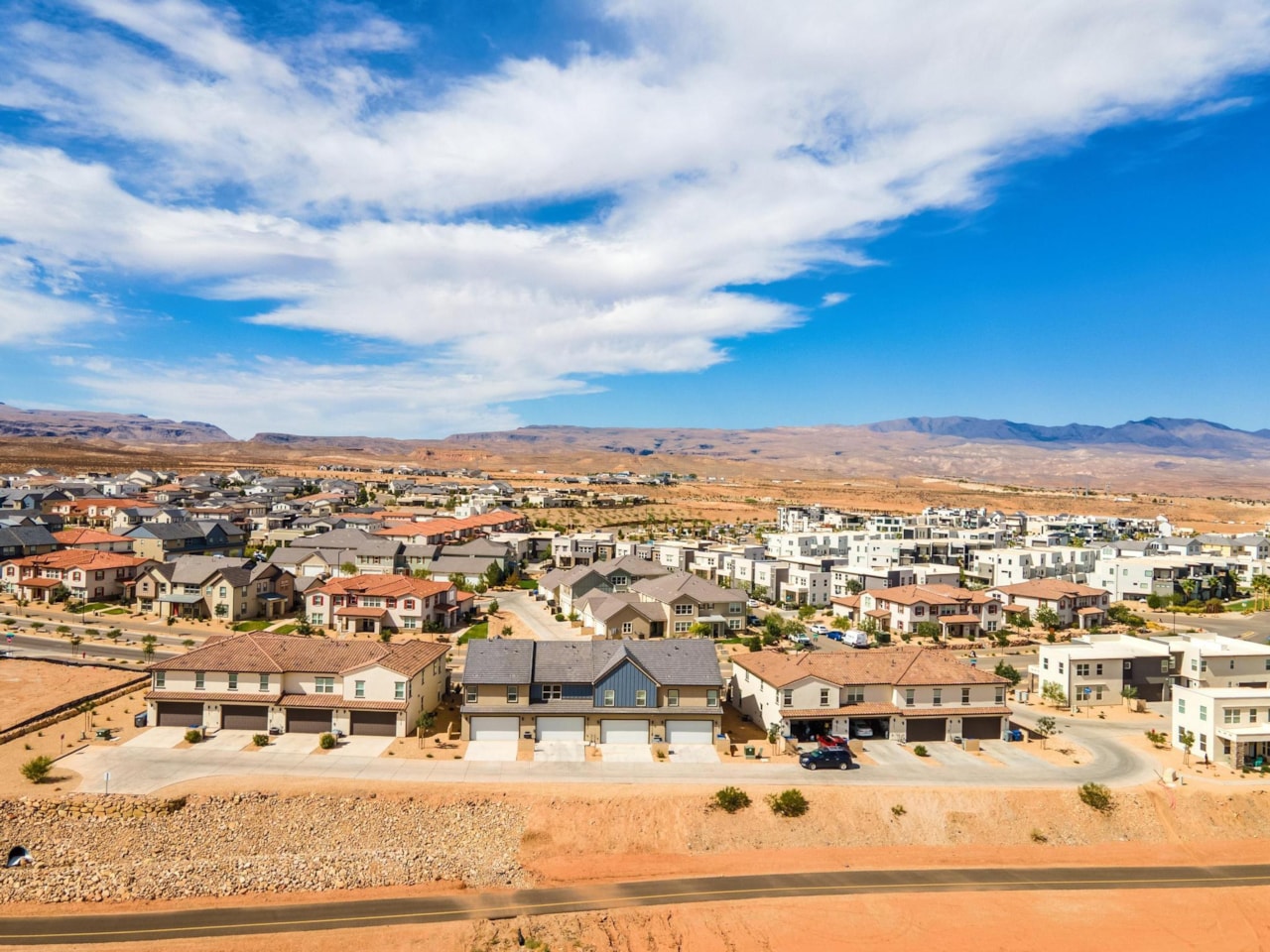 5543 S Carnelian Parkway St George, UT 84790 home for sale, MLS#25-265402 - Erika Rogers Photo 45