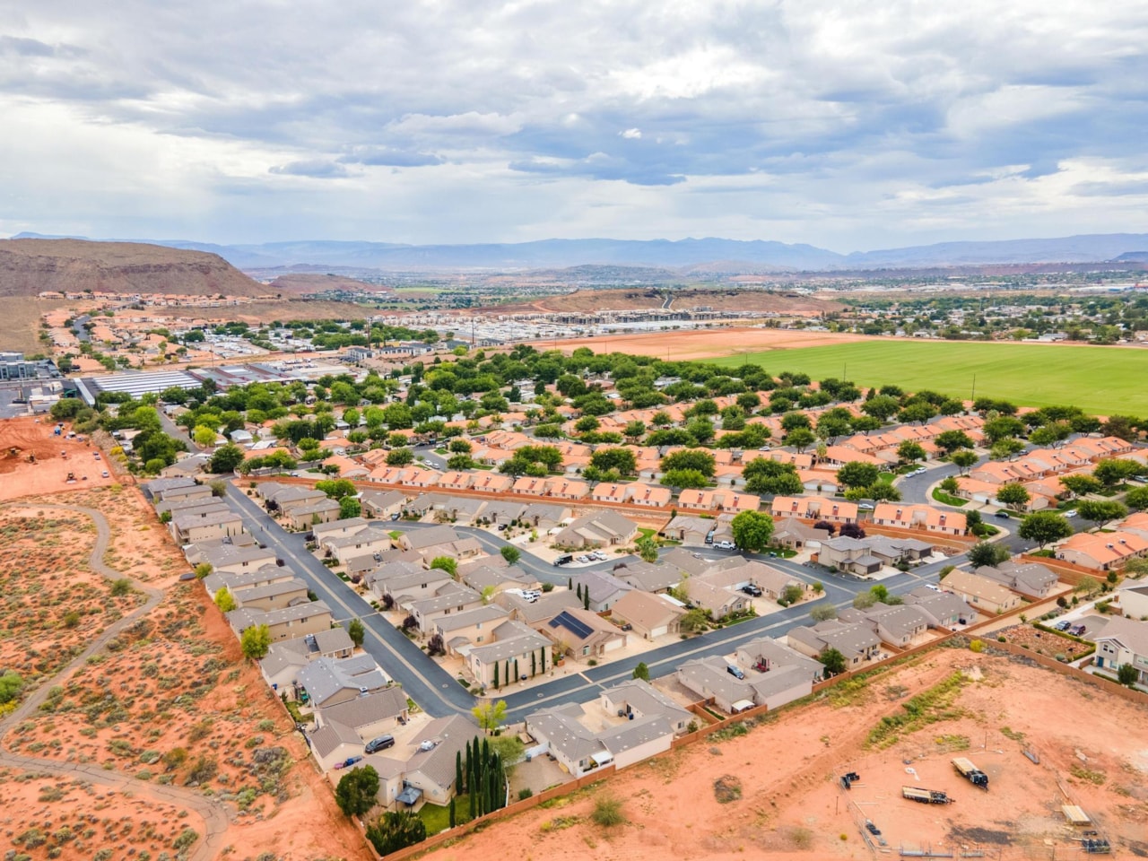 1314 E Pine Valley ST Washington, UT 84780 home for sale, MLS#25-266349 - Erika Rogers Photo 55