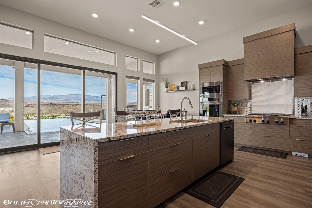 728 W Sir Monte DR St George, UT 84770 home for sale, MLS#25-263653 - Erika Rogers Photo 15