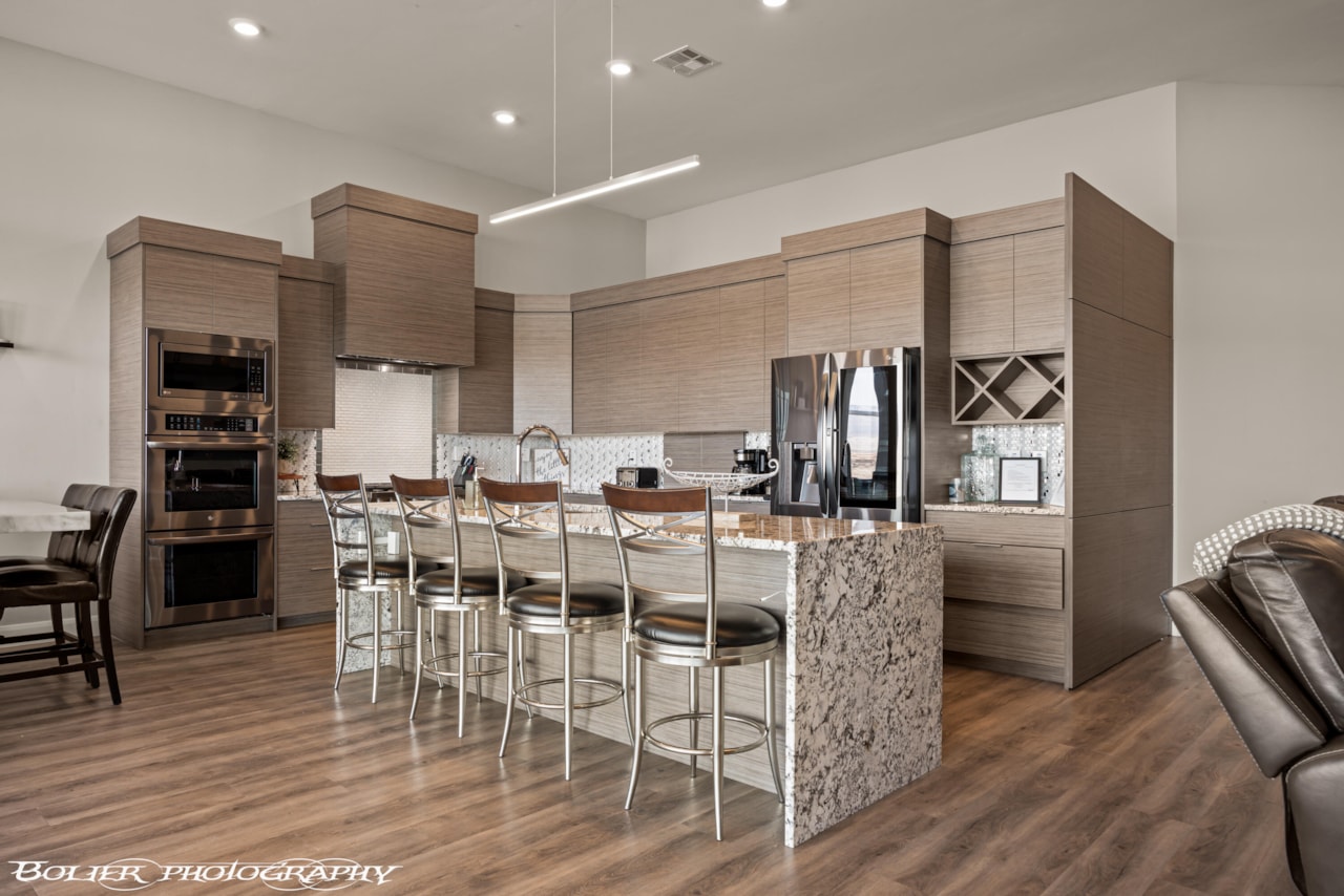 728 W Sir Monte DR St George, UT 84770 home for sale, MLS#25-263653 - Erika Rogers Photo 17