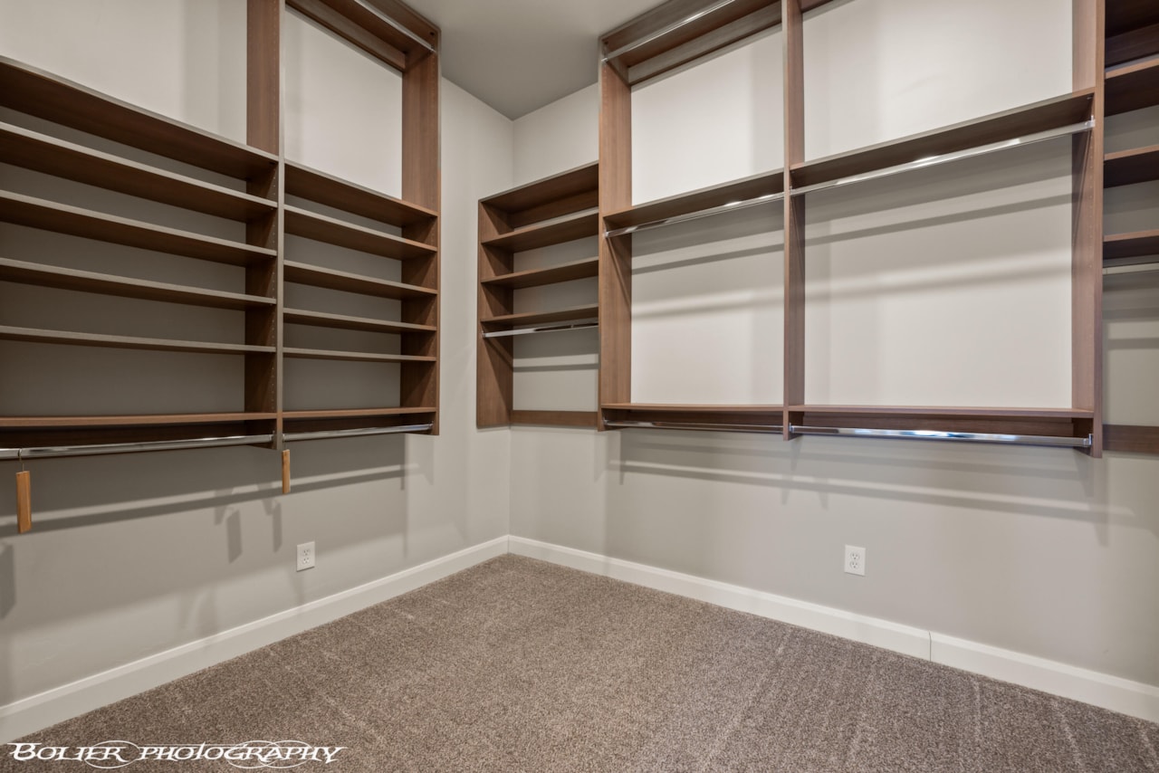 728 W Sir Monte DR St George, UT 84770 home for sale, MLS#25-263653 - Erika Rogers Photo 34