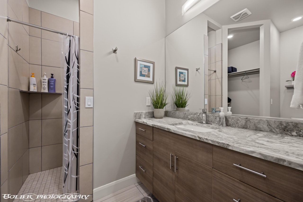 728 W Sir Monte DR St George, UT 84770 home for sale, MLS#25-263653 - Erika Rogers Photo 39