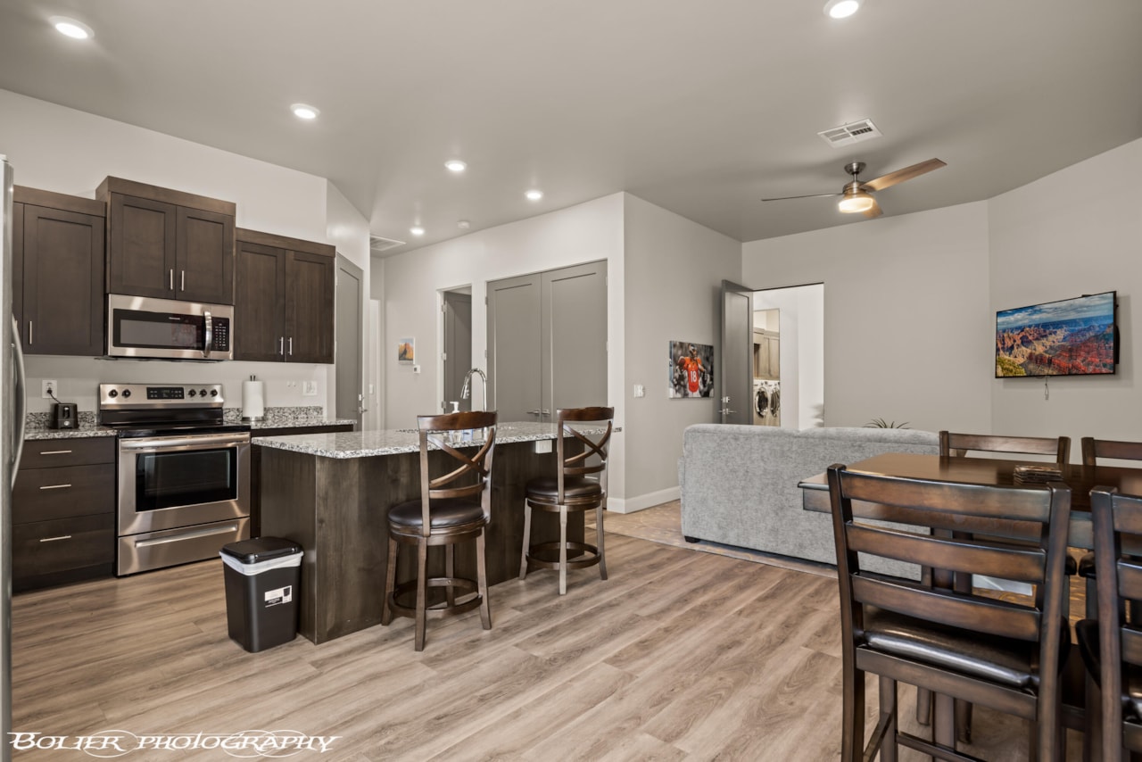 728 W Sir Monte DR St George, UT 84770 home for sale, MLS#25-263653 - Erika Rogers Photo 43