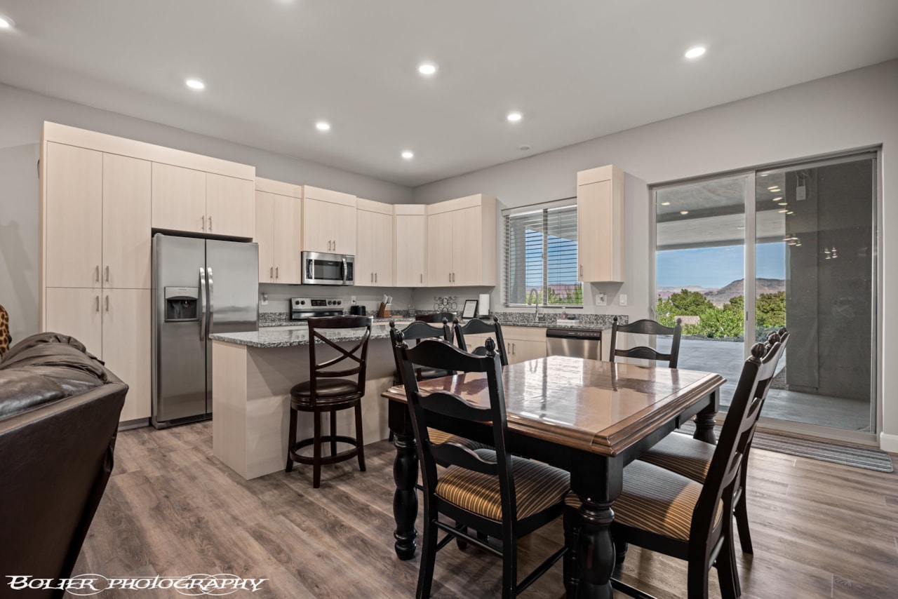 728 W Sir Monte DR St George, UT 84770 home for sale, MLS#25-263653 - Erika Rogers Photo 67