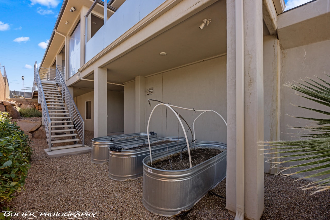 728 W Sir Monte DR St George, UT 84770 home for sale, MLS#25-263653 - Erika Rogers Photo 101