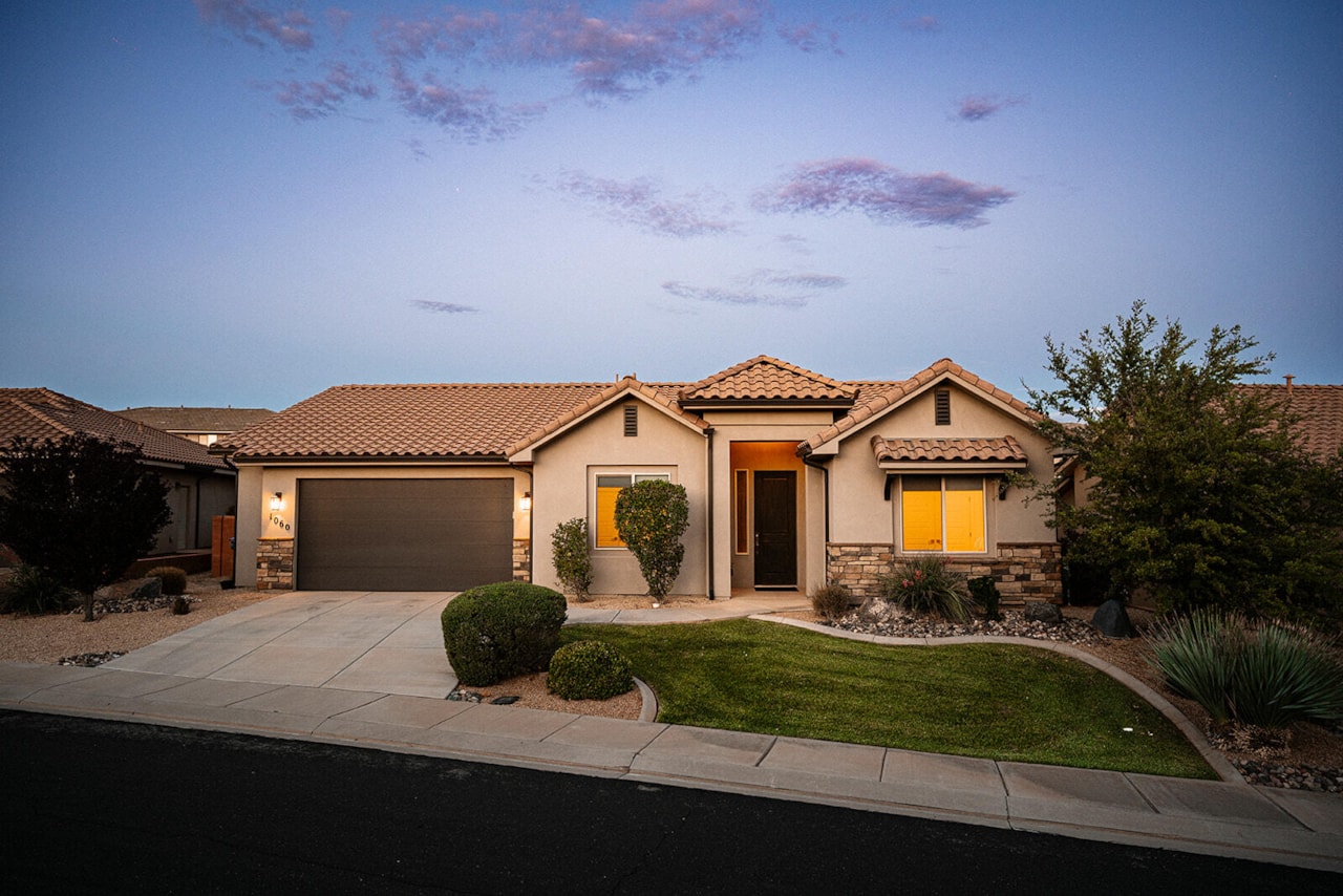 1060 N Ocotillo DR Washington, UT 84780 home for sale, MLS#25-262096 - Erika Rogers