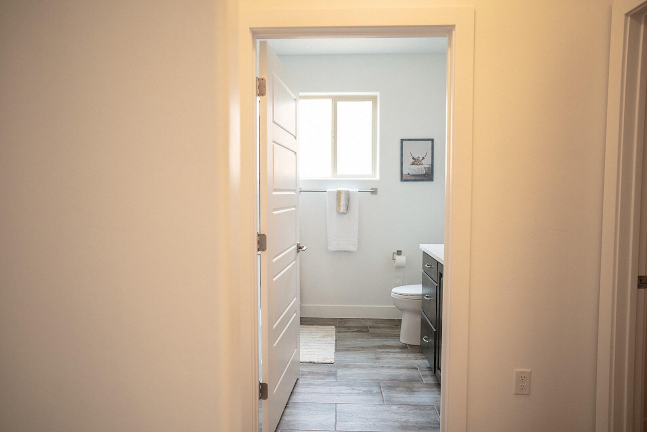 1060 N Ocotillo DR Washington, UT 84780 home for sale, MLS#25-262096 - Erika Rogers Photo 5